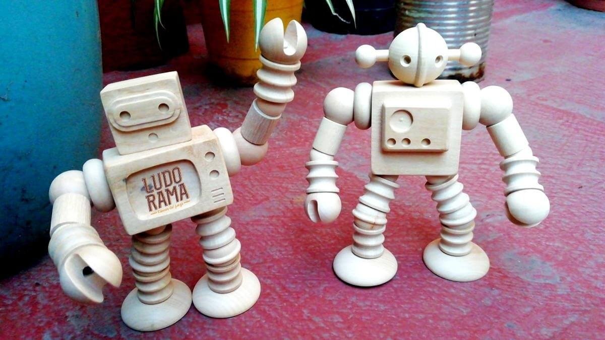 Radiobot y Telebot llegaron a Ludorama Radiobot y Telebot llegaron a Ludorama